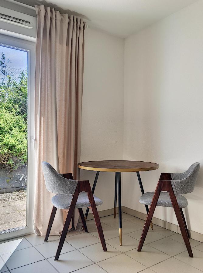 En Face Hopital Nord Avec Terrasse Apartment *
